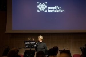 Fondazione Amplifon, la Onlus guidata da Susan Carol Holland pubblica il Bilancio Sociale 2022